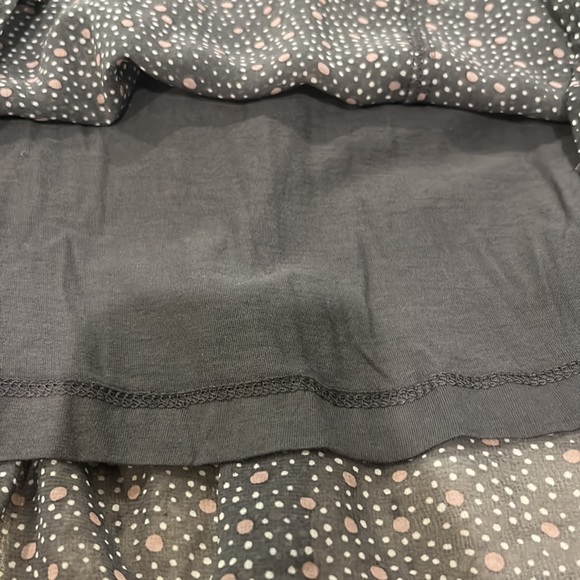 American Eagle Outfitters gray mini dress. Size 4. Excellent condition. - Picture 8 of 9